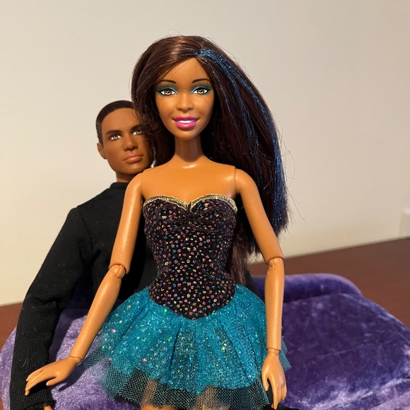 Barbie Doll HTF 2013 Barbie Fashionistas Metallic Series Nikki - Picture 7 of 8